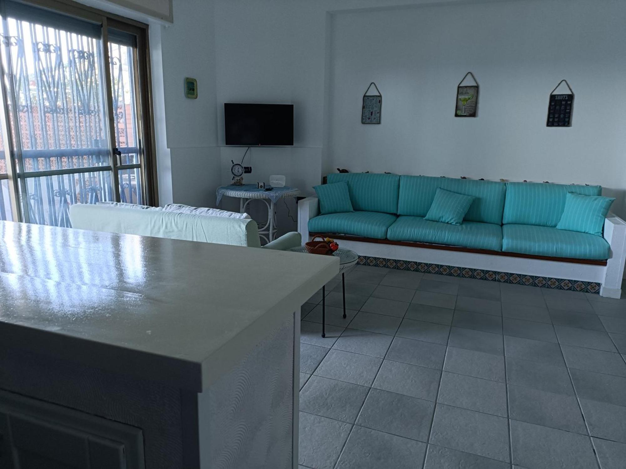 Casa Vacanze Margarita Сант-Алессио-Сикуло Экстерьер фото